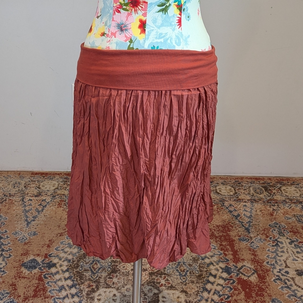 Ann Taylor Silk Skirt - Picture 2 of 7